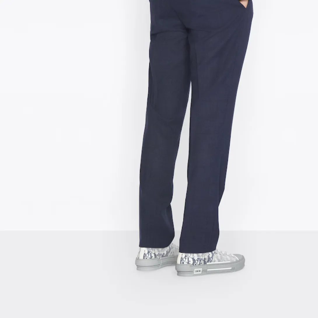 B23 Low-Top  Casual Sneaker