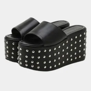 Joskaa 2024 New Rivet Chunky Sandals Thick